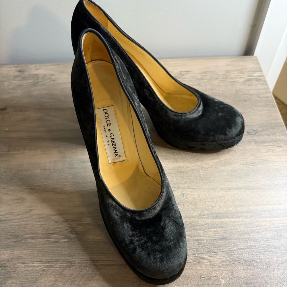 Dolce & Gabbana Black Velvet Heels